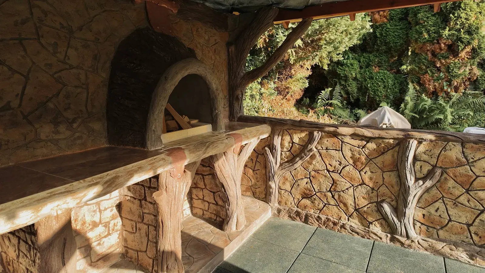 Theke und Ofenbereich